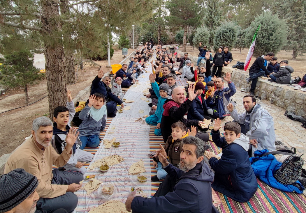 کوه گشت پدر وپسری دانش آموزان دوره اول(4)